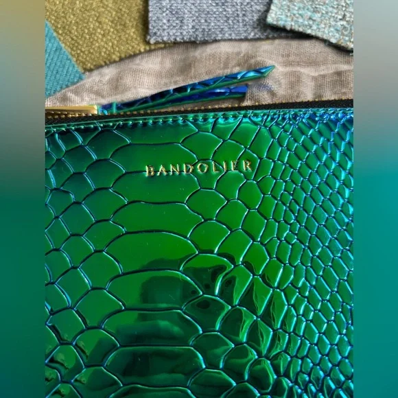 Bandolier Ariel Crossbody Pouch - Picture 3 of 10